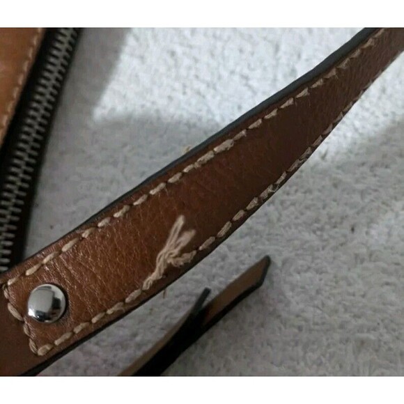 Fossil Camel Brown Leather Medium Shoulder Bag w/ Key - Picture 4 of 16